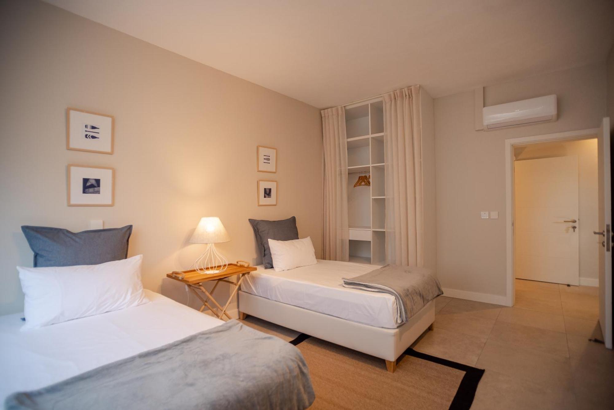 Blue Coral Beachfront Penthouse Flic-en-Flacq Екстериор снимка